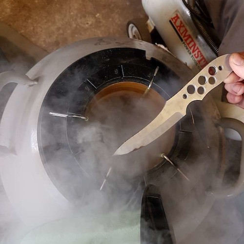 Freezing to -298C in liquid nitrogen to achieve optimal edge holding